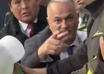 Bolivya Futbol Başkanı Costa, Taraftarla Kavga Etti