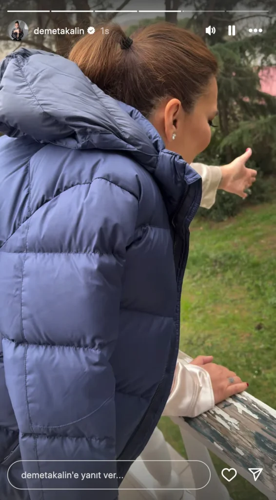 Demet Akalın, ineklere 'Yalan mı' şarkısını söyledi