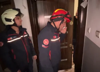 Diyarbakır’da kiracı telefonunu açmayınca ev sahibi 112’yi aradı