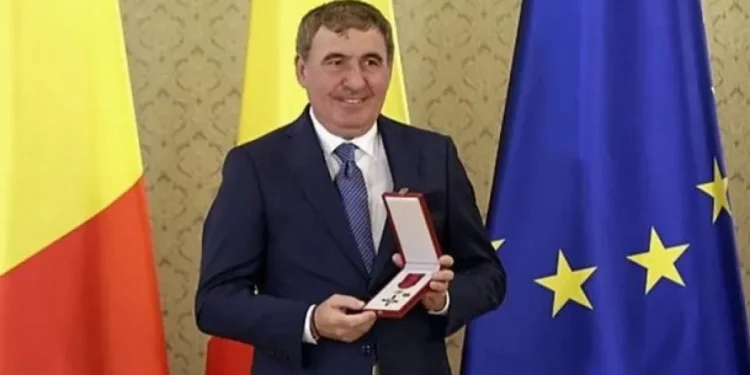 Romanya, Gheorghe Hagi'ye devlet nişanı takdim etti