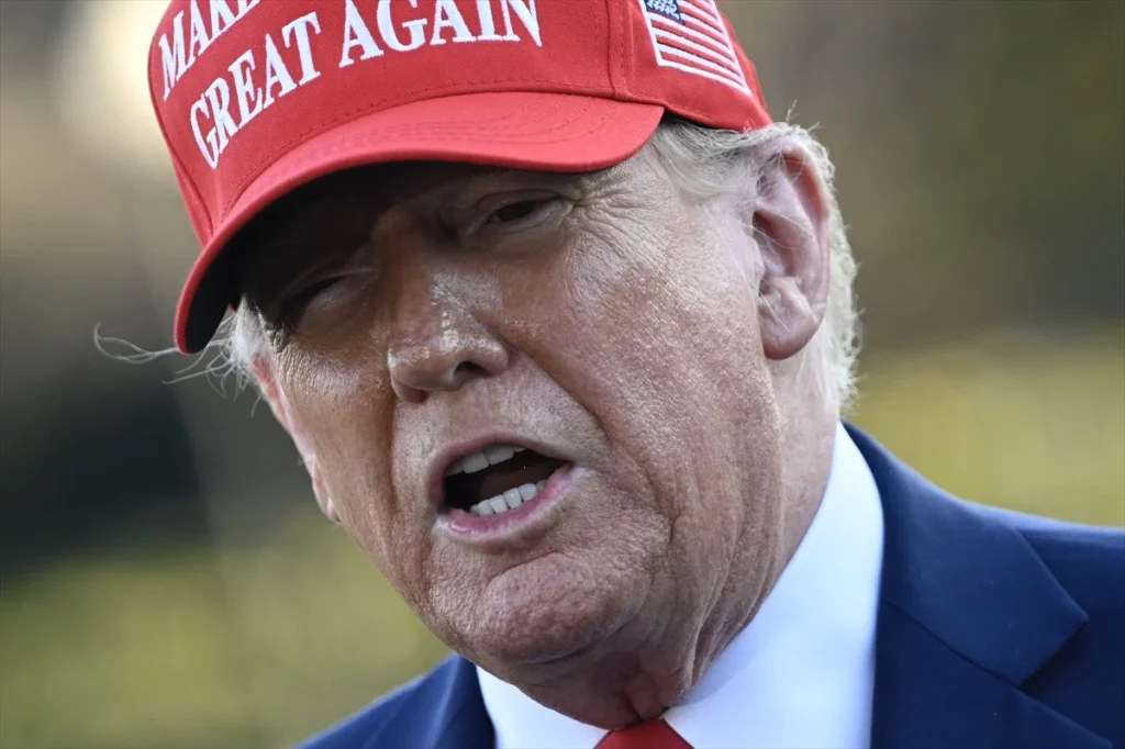 Trump: Putin’e Odaklanmak Yerine Düzensiz Göçmenler Hakkında Endişelenmeliyiz