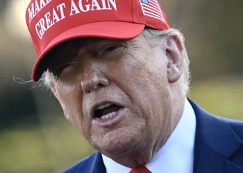 Trump: Putin’e Odaklanmak Yerine Düzensiz Göçmenler Hakkında Endişelenmeliyiz