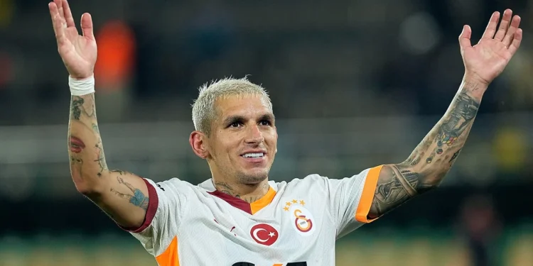 Lucas Torreira'nın yeni sevgilisi: Duygu German mı?