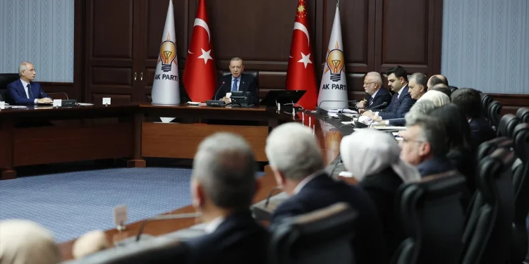 Cumhurbaşkanı Erdoğan'dan A Takımı'na İlk Mesaj: Sahada Olun
