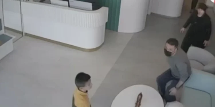 "İLK BAŞTA KORKTUK, SONRA HEP BİRLİKTE DIŞARI ÇIKTIK"