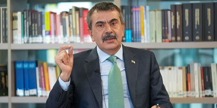 Eğitime Geçici Ara