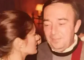 Gülşen Bubikoğlu, Eşi Türker İnanoğlu'nu Anarak Duygusal Bir Mesaj Paylaştı: "Sevgiyle Dualarımızı Yolladık"