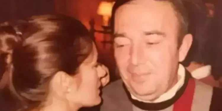 Gülşen Bubikoğlu, Eşi Türker İnanoğlu'nu Anarak Duygusal Bir Mesaj Paylaştı: "Sevgiyle Dualarımızı Yolladık"