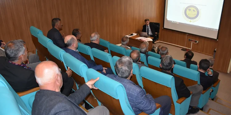 Şırnak'ta 60 yaş ve üzerindeki 25 kişi üniversite eğitimi alıyor