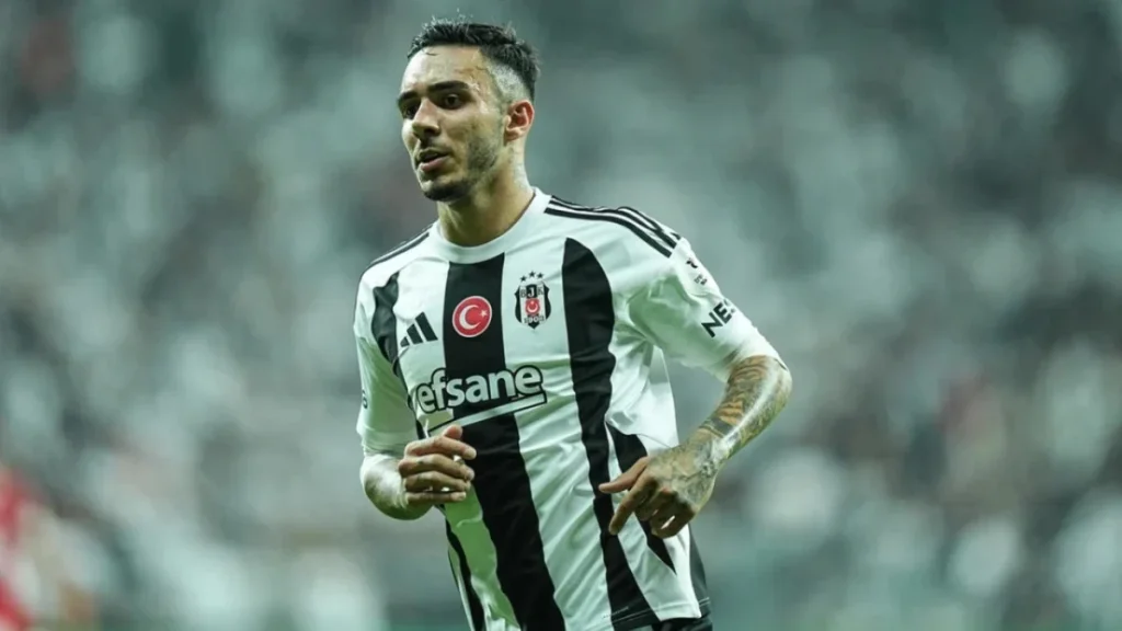 Emirhan Topçu'nun babası 45 yaşında şampiyonluk sevindi