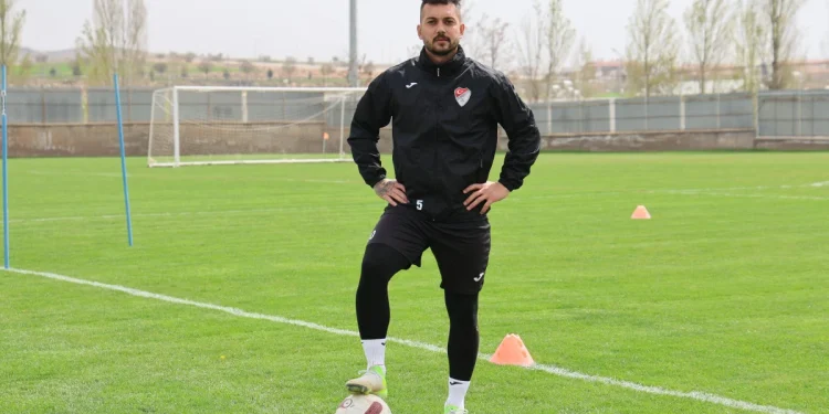 Beykan Şimşek, Salah ile asist krallığında ilk 5'te