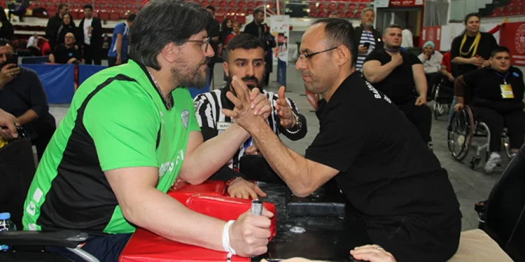 Avatar Gökhan Seven’den Bilek Güreşinde 41. Zafer!