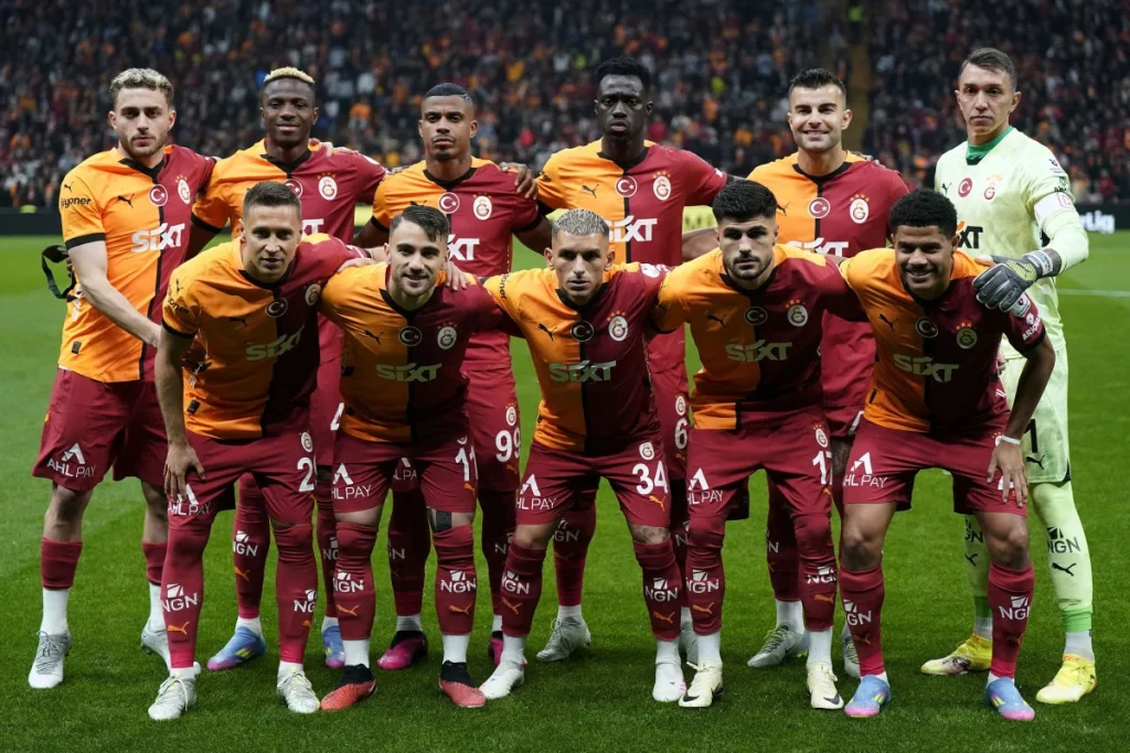 Galatasaray Evindeki Yenilmezlik Serisini Sürdürdü