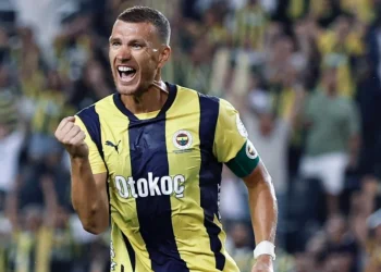 Fenerbahçe’de Edin Dzeko ile Ayrılık Kapıda