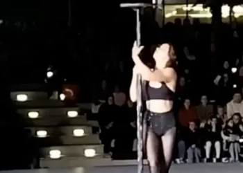 Balıkesir’de direk dansı pahalıya mal oldu