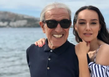 Edip Akbayram'ın kızı, babasının 1. ölüm ayında paylaşım yaptı