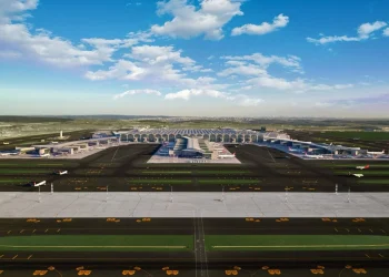 İstanbul Havalimanı’nda üçlü iniş kalkış dönemi