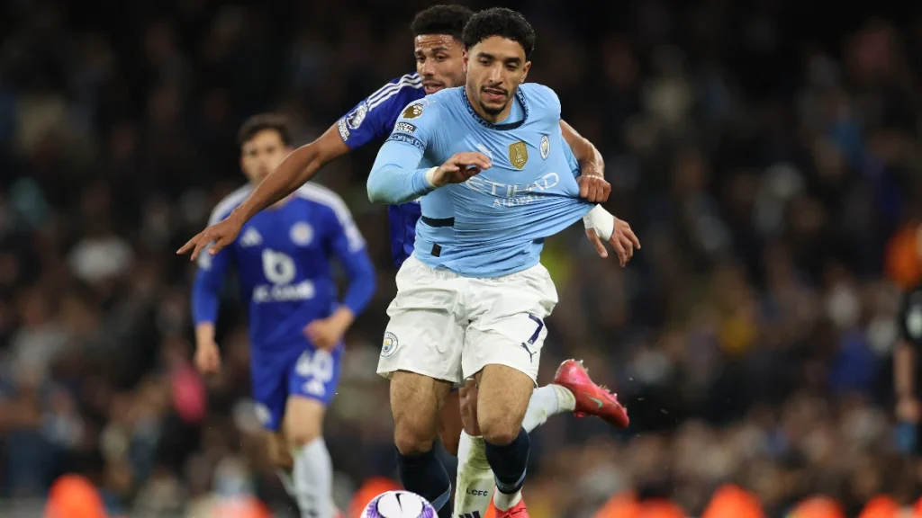 Manchester City, Leicester City'i evinde mağlup etti