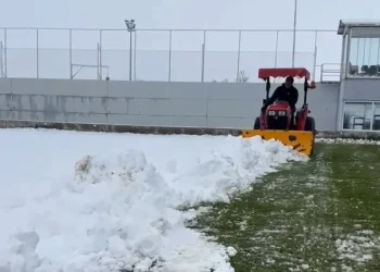 Sivas’ta Fenerbahçe maçı öncesi kar sürprizi!