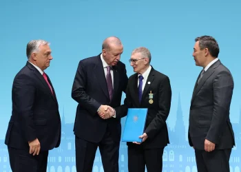 Aziz Sancar’a Türk Dünyasından Onur Takdiri