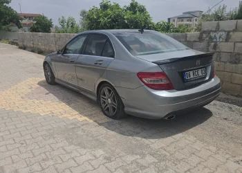 Gaziantep’te Trafik Kazası: Motosikletli Sürücü Yaralandı