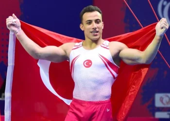 Adem Asil, Avrupa'da Altın Madalya Kazandı