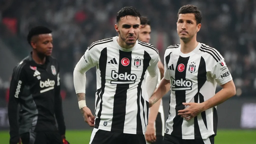 Beşiktaş'tan Emirhan Topçu ve Salih Uçan açıklaması