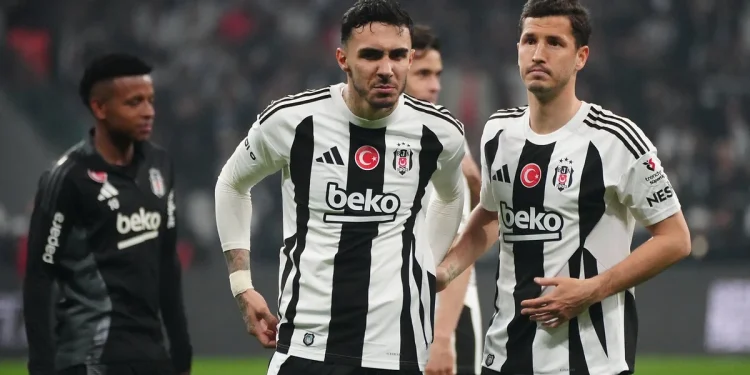 Beşiktaş'tan Emirhan Topçu ve Salih Uçan açıklaması