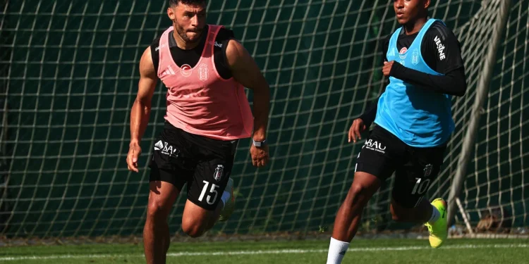 Beşiktaş, Adana Demirspor maçı için çalışmalara başladı