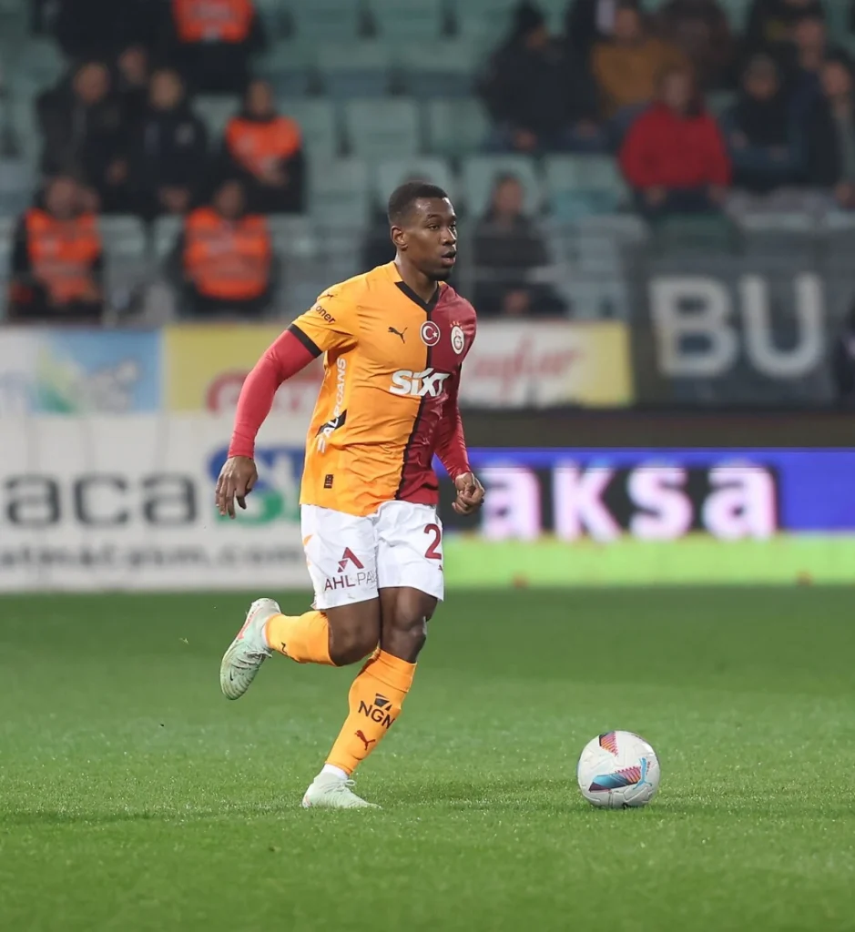 Galatasaray, 8 Milyon Euro’luk Cuesta ile Yollarını Ayırıyor