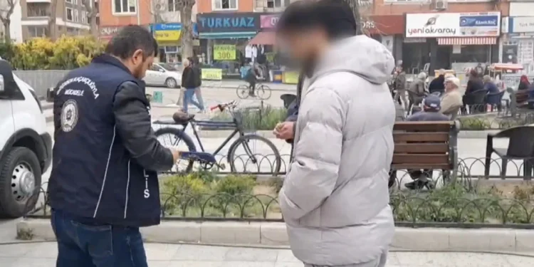 Düzensiz Göçle Mücadele İçin Ülke Genelinde Operasyon