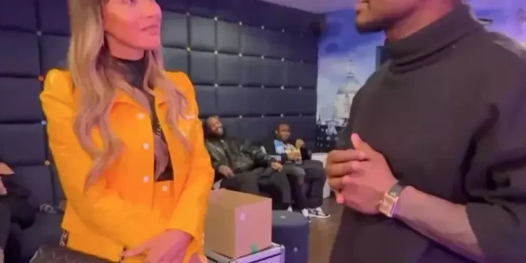 Hadise, Usher ile Buluştu! Sosyal Medyada Olay Oldu