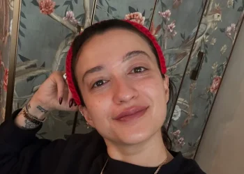 Melike Şahin doğal haliyle şaşırttı: Takipçiler zor tanıdı