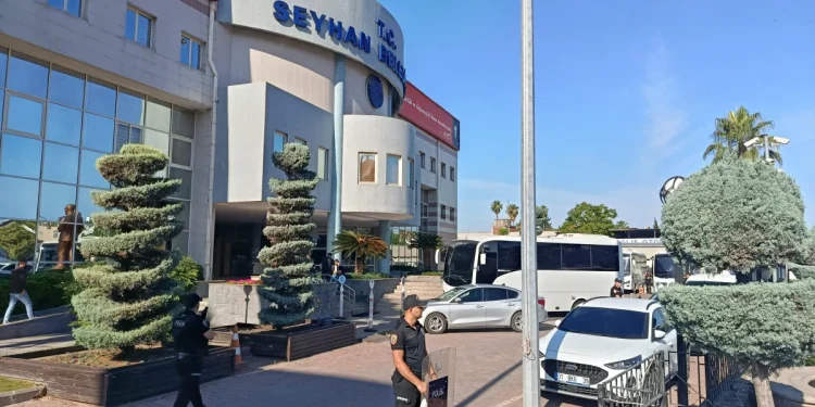 CHP'li Seyhan ve Ceyhan Başkanlarına gözaltı kararı