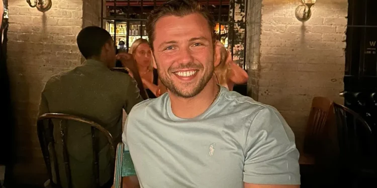 Tolga Sarıtaş Baba Oluyor: Oğlunun Adı Belli Oldu