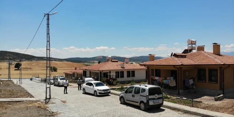 Kahramanmaraş’ta Yeni Köy Evleri Kapılarını Açtı