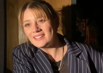 Gizem Karaca Anne Oldu: Kızına 'Leyla Yaz' İsmini Verdi