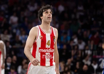 Milos Teodosic basketbol kariyerine nokta koydu