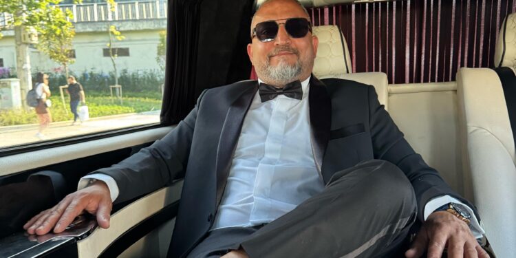 Deniz, Müzik ve Dans Bir Arada: Boğaz’da By Kadir Mıhçı İmzalı Yat Partisi!