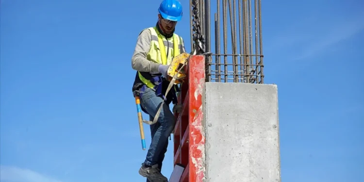 İnşaat ustalarına e-Devlet üzerinden takip dönemi