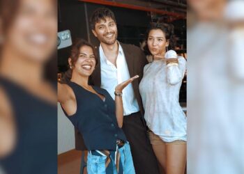 Biran Damla Yılmaz Evlilik Teklifi Aldı Sosyal Medyayı Salladı