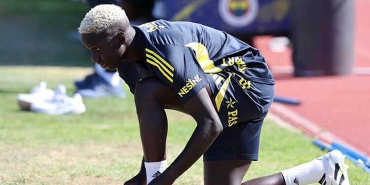 Fenerbahçe’de yeni transfer Abdou Aziz Fall kampa katıldı