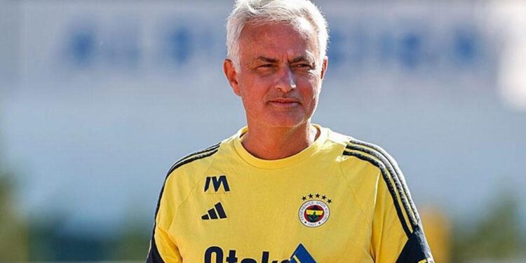 Jose Mourinho, o isme bayıldı: ‘Geçen sezondan beri beğeniyorum’