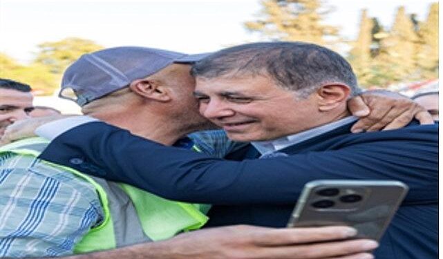 Başkan Tugay Kültürpark Göl Gazinosu’nu işçilerle açtı