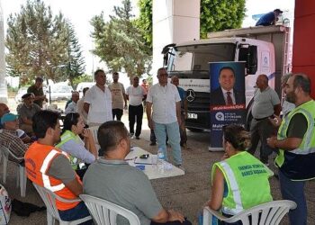 Büyükşehir Alanyalı çiftçilere 10 ton kaolin kili dağıttı