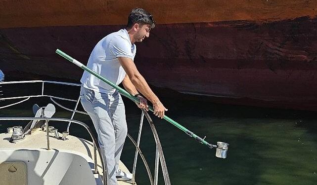 Büyükşehir’den denizi kirleten gemiye suçüstü