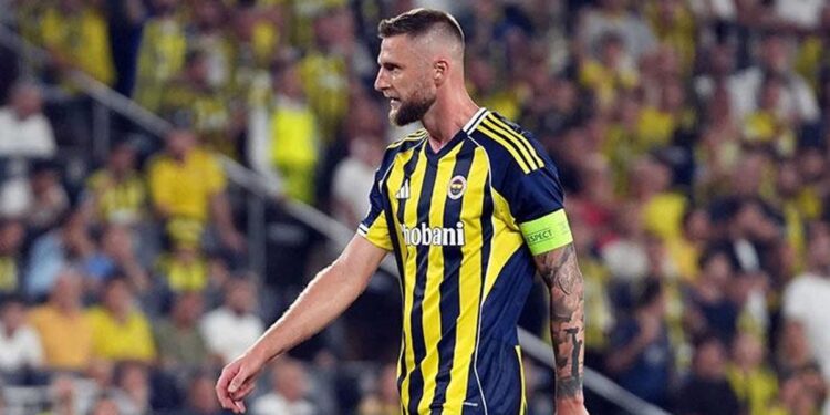 Fenerbahçe’nin yıldızı Milan Skriniar: ‘Kendimizi geliştirmemiz gerekiyor’