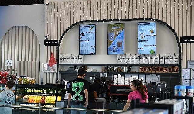 Genç Kafe, bir yılda 320 bin genci ağırladı