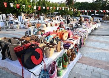 Kemer’de Kadın Emeği Hayat Buluyor