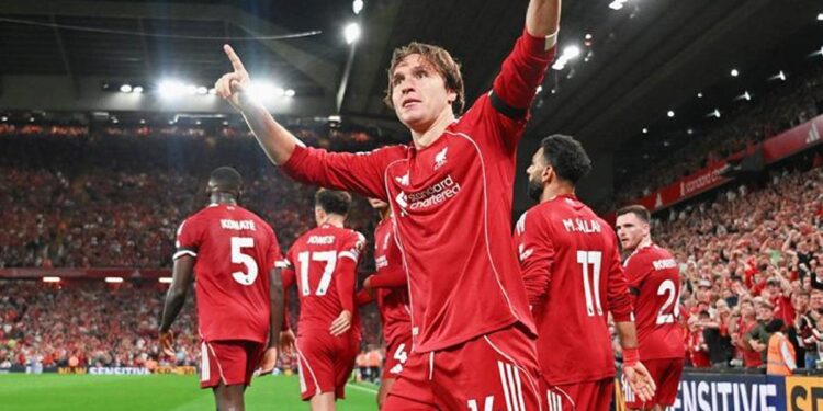 Liverpool, Premier Lig’e 3 puanla başladı!